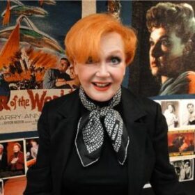 90 year old Ann Robinson War Of The Worlds Star at NEComicCon March 15-17